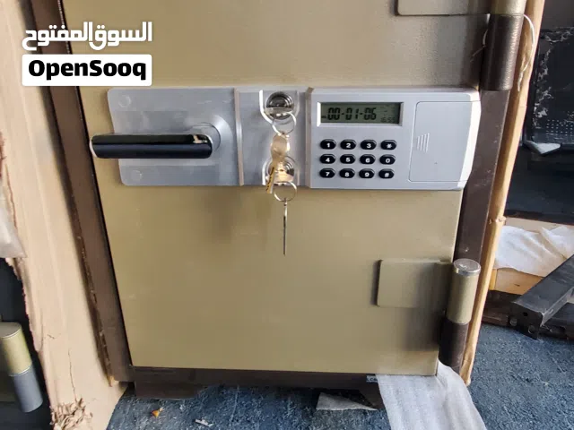 خزنه نقود ضدالحريق ضدالسرقه  من اقوا الماركات الفتنامي الكتروني دجتل