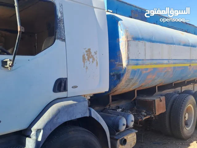 رينو تانكر موديل 2003 للبيع في دنقلا الخناق