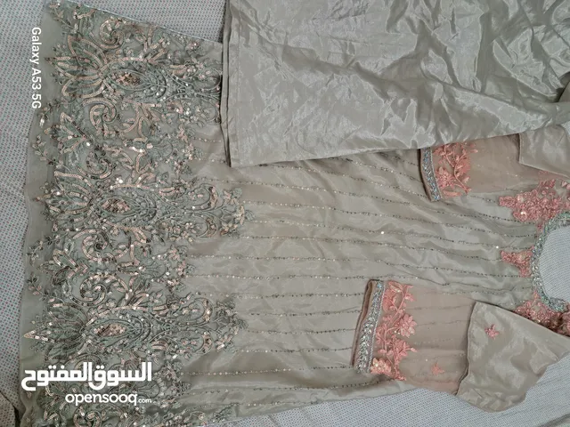 pakistani  dresses  M/L