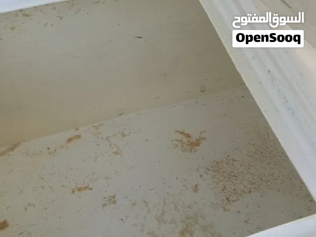 ثلاجة سمك جديده الثلج ماشاء الله عليه
