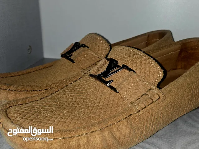 حداء لويس فيتون