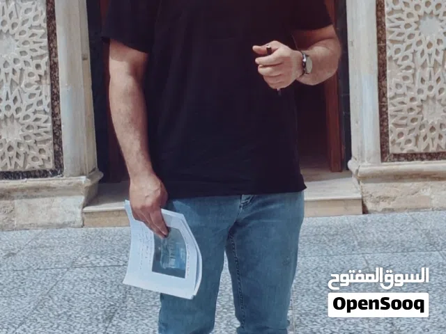 مدرب لياقة بدنية