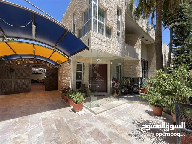 Furnished Villa For Rent In Dair Ghbar