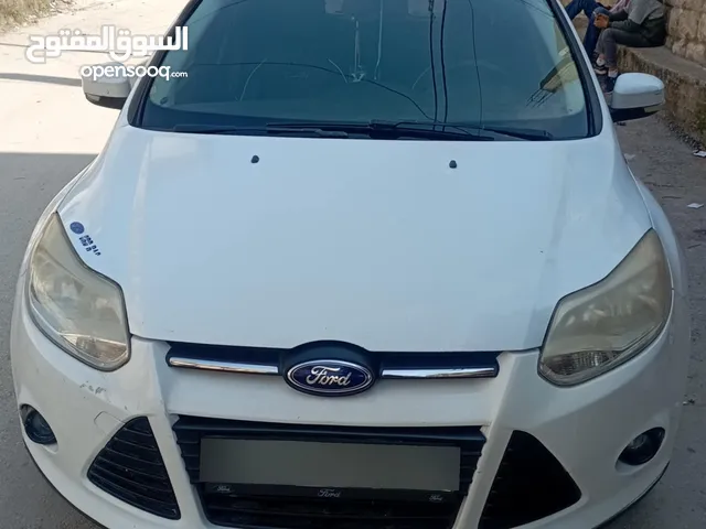 فورد فوكس 2012  قوة المحرك 1600 عداد السياره 170 الف يد ثانيه   سعر على كاش 35