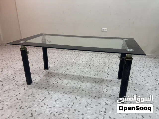 طاوله  مستعمله للبيع