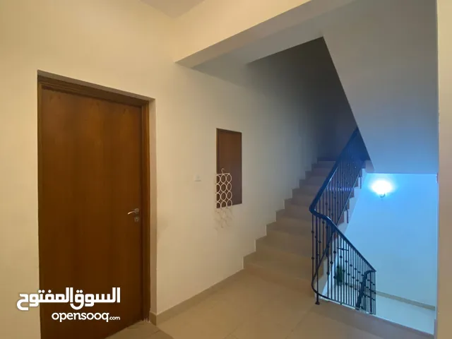 200m2 4 Bedrooms Townhouse for Sale in Muharraq Galaly