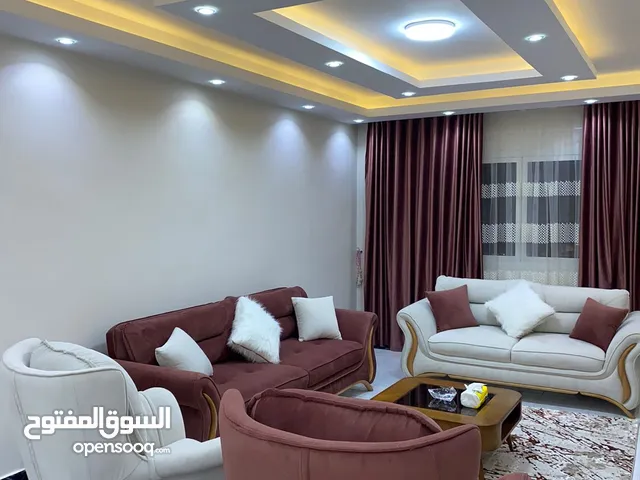 140 m2 3 Bedrooms Apartments for Rent in Giza Mohandessin