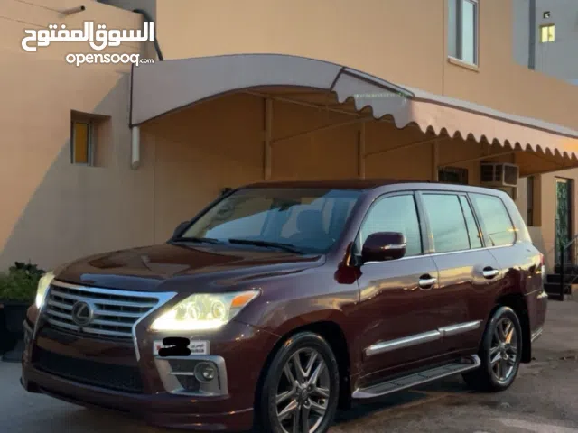Lexus LX570