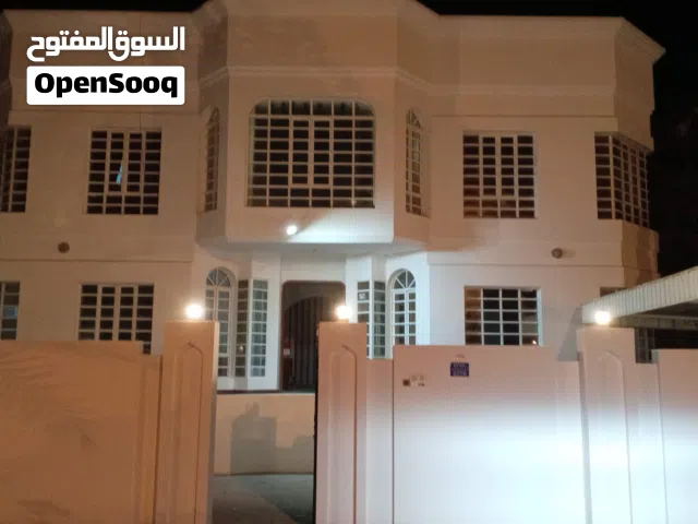 Studio in aziba near sultan center ملحق بالعذيبة غرفة و مطبخ و حمام و حوش 110 ريال شامل
