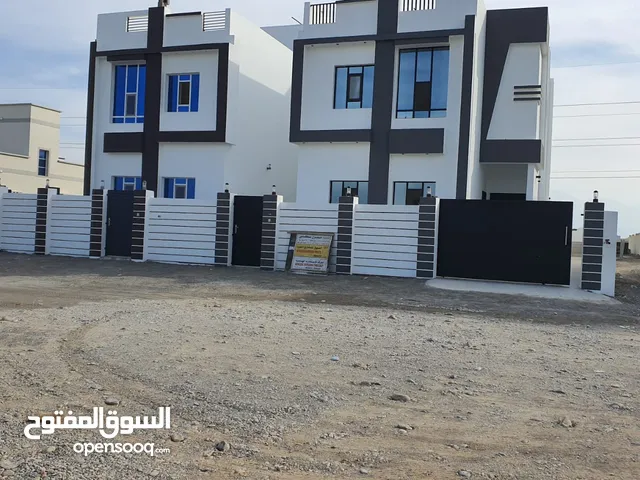 350m2 4 Bedrooms Villa for Sale in Al Batinah Barka