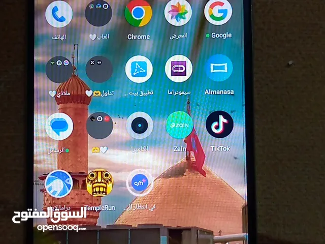 ريلمي c53  مستخدم شهر ذاكره 128 نضافة 100%  لون ذهبي مع كامل ملحقاته