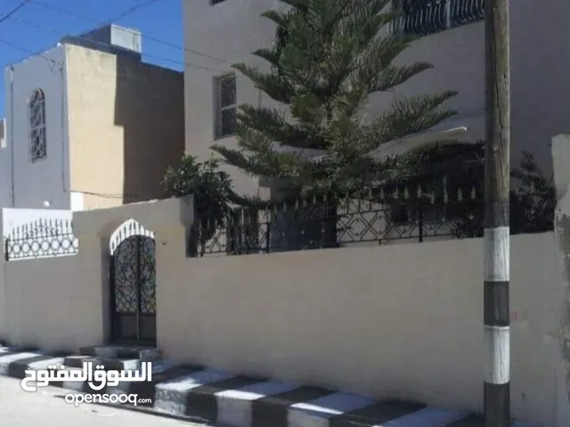 110 m2 2 Bedrooms Townhouse for Sale in Irbid Bait Ras