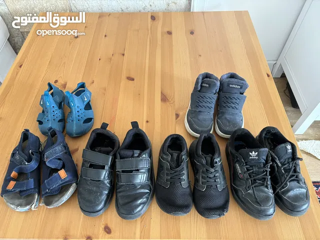 Boys Athletic Shoes in Kuwait City