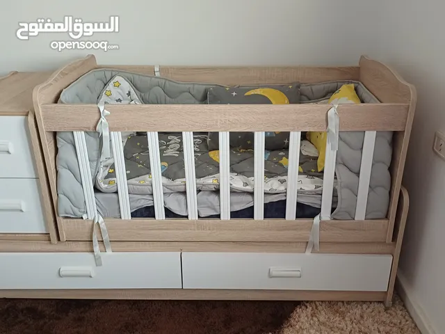 سرير أطفال