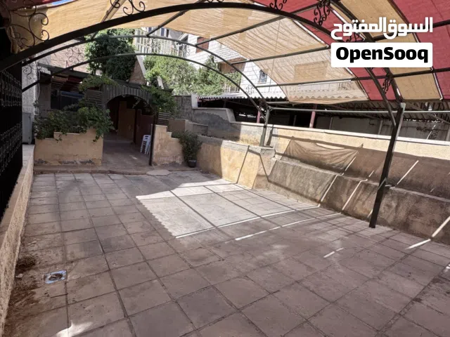 170 m2 More than 6 bedrooms Apartments for Sale in Amman Al Gardens