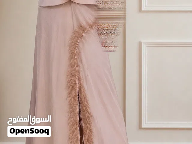 فستان سهرة زهري جديد