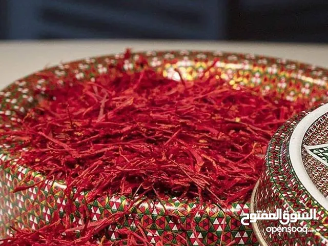 زعفران إيراني أصلي 100 _ 10 جرام شحن مباشر لمصر مع ضمان التوصيل