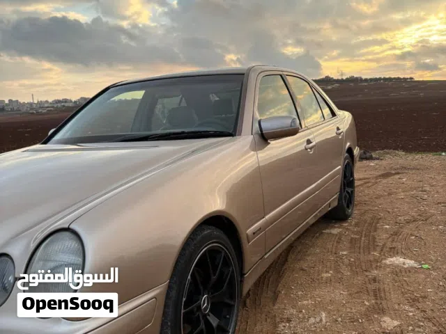 2001 Mercedes Benz E-Class E 200
