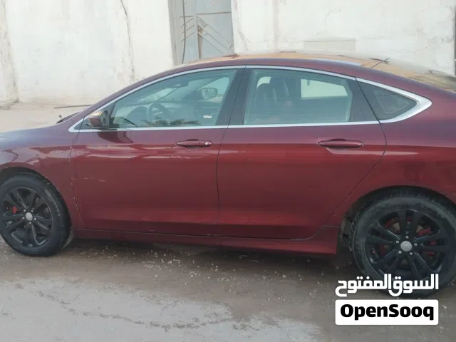 Used Chrysler 200 in Najaf
