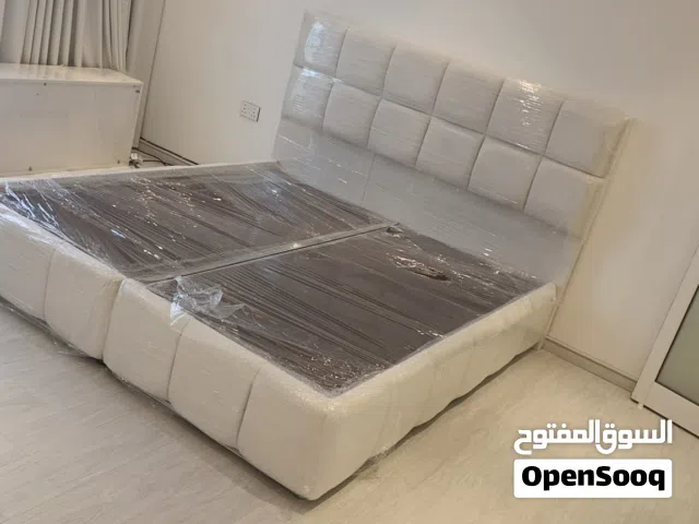 متوفر جميع مقاسات  السرير
