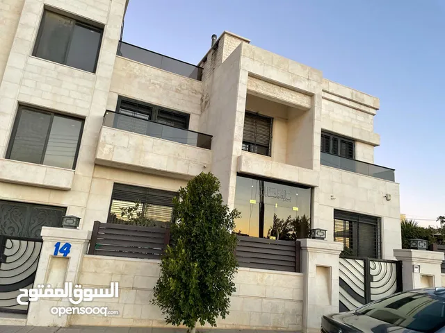 1100 m2 More than 6 bedrooms Villa for Sale in Amman Al-Dmenah