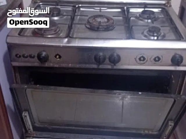 غاز يونيفرسال مستعمل للبيع