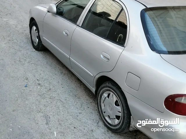 سيارات هيونداي أكسنت 1999 مستعمل للبيع في الأردن