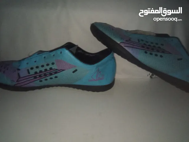 42 Sport Shoes in Jerash