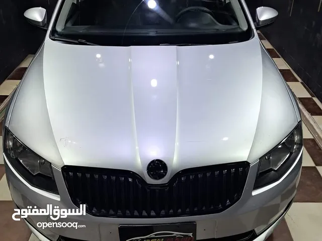 سكودا أوكتافيا 2015