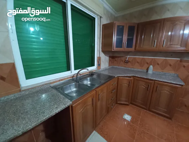 شقة في عرجان قرب مستشفى الرويال واسعة مميزة طابق ثاني مع مصعد وبلكونة