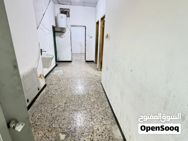 شقه ارضيه للايجار