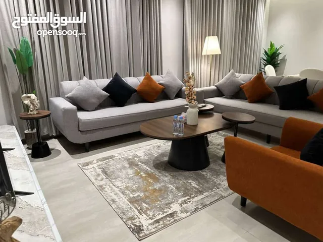 140 m2 3 Bedrooms Apartments for Rent in Al Riyadh Al Malqa