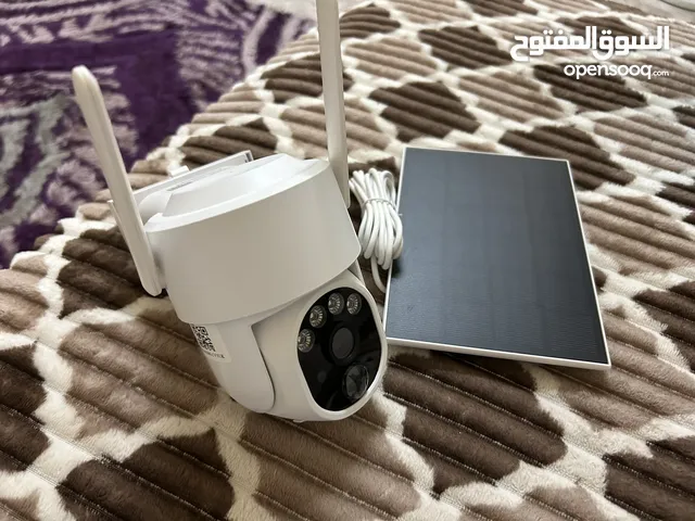 كاميرا مراقبة واي فاي بالطاقة الشمسية