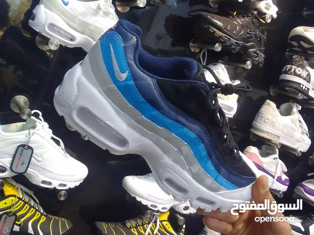 Nike Casual Shoes in Tipasa