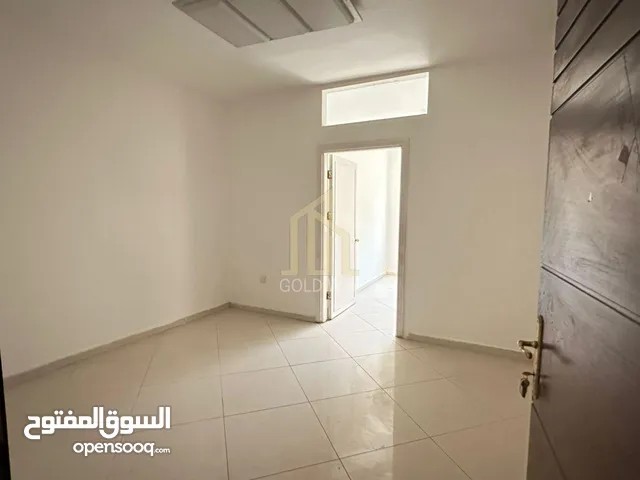 في أجمل مناطق الشميساني مكتب طابق ثالث 38م بسعر مميز / ref 9559