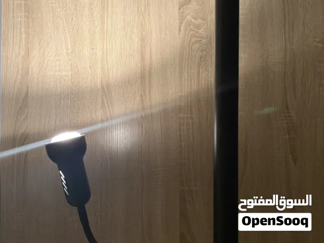 مصباح أرضي طويل مع ذراع قراءة – لون أسود