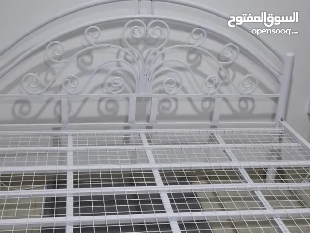 سرير نوم استخدام اسبوعين فقط