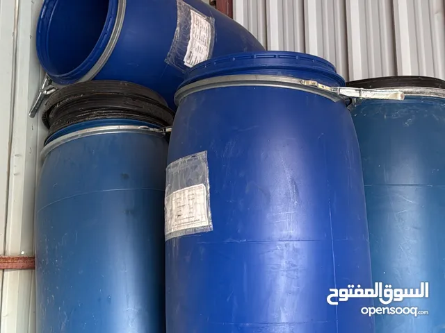 متوفر كميات كبيره من درامات الماء او اي شي تنفع للاسطبلات والزراعه السعر للحبة4.5 اذا كمية سعر خاص