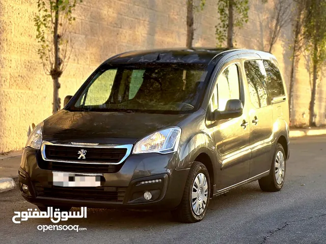 يسجو بارتنر 2017 نخب