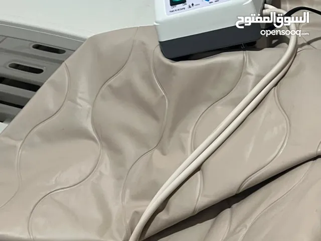 سرير طبي و فراش طبي و سرير هوائي و كرسي معاقين