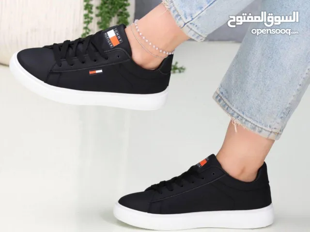 تومي حذاء نسائي مريح جدا