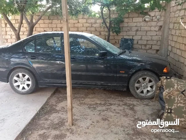 BMW 3 Series 2004 in Tripoli