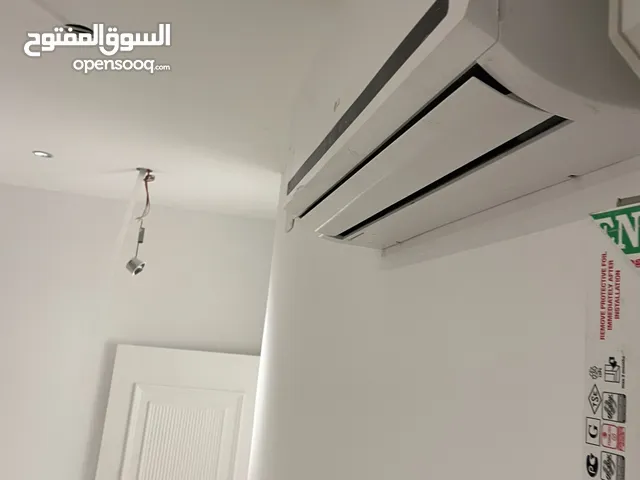 فني تكييف وتبريد تركيب وصيانة مكيفات تكييف وتبريد صيانة وتركيب وتنظيف المكيفات