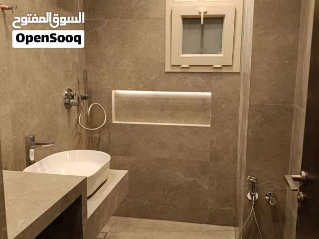 معلم سيراميك، وبورسلين، شغل باليوميه Ceramic & Porcelain Installation