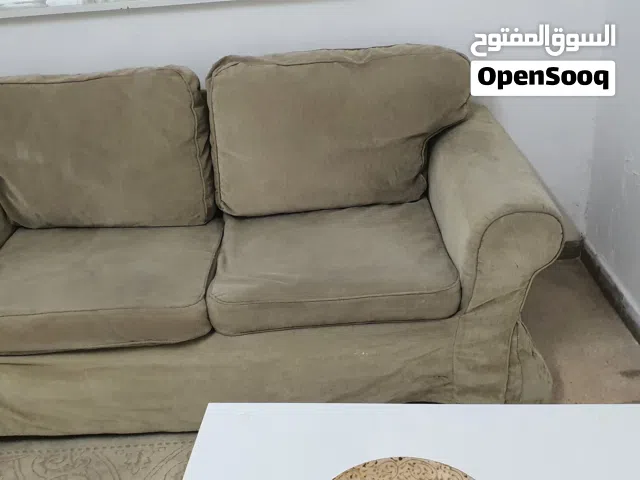للبيع مجلس كويتي مستورد وكنبه وبفه ايكيا بسعر مغري