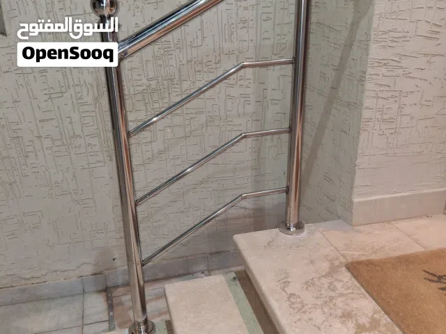 طاولات ستيل رفوف ستيل للمطاعم تبوك