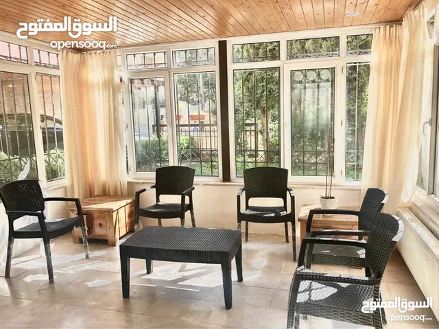300 m2 4 Bedrooms Apartments for Rent in Amman Um Uthaiena