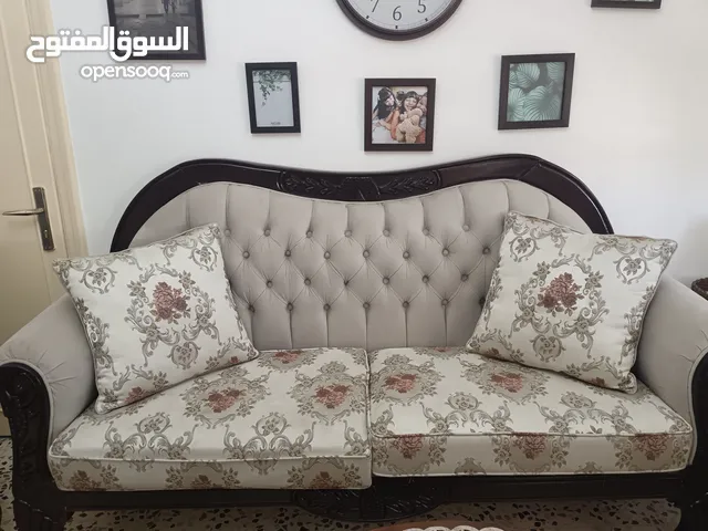 طقم كنبايات غرفة ضيوف استعمال بسيط زان بالكامل 7 مقاعد تنجد من افضل انواع الاسفنج والخشب والقماش