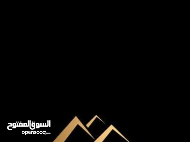 شركه بيراميدز لأعمال المنيوم والزجاج وأعمال السلك البلسيه وجميع اعمال الصيانه