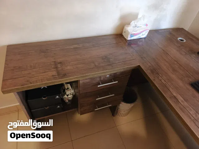 مكتب كمبيرتر للبيع